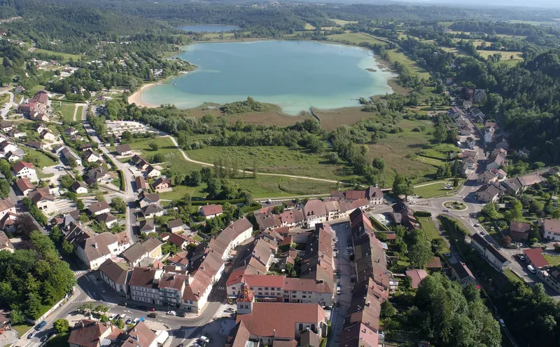 Couvreur Clairvaux les lacs