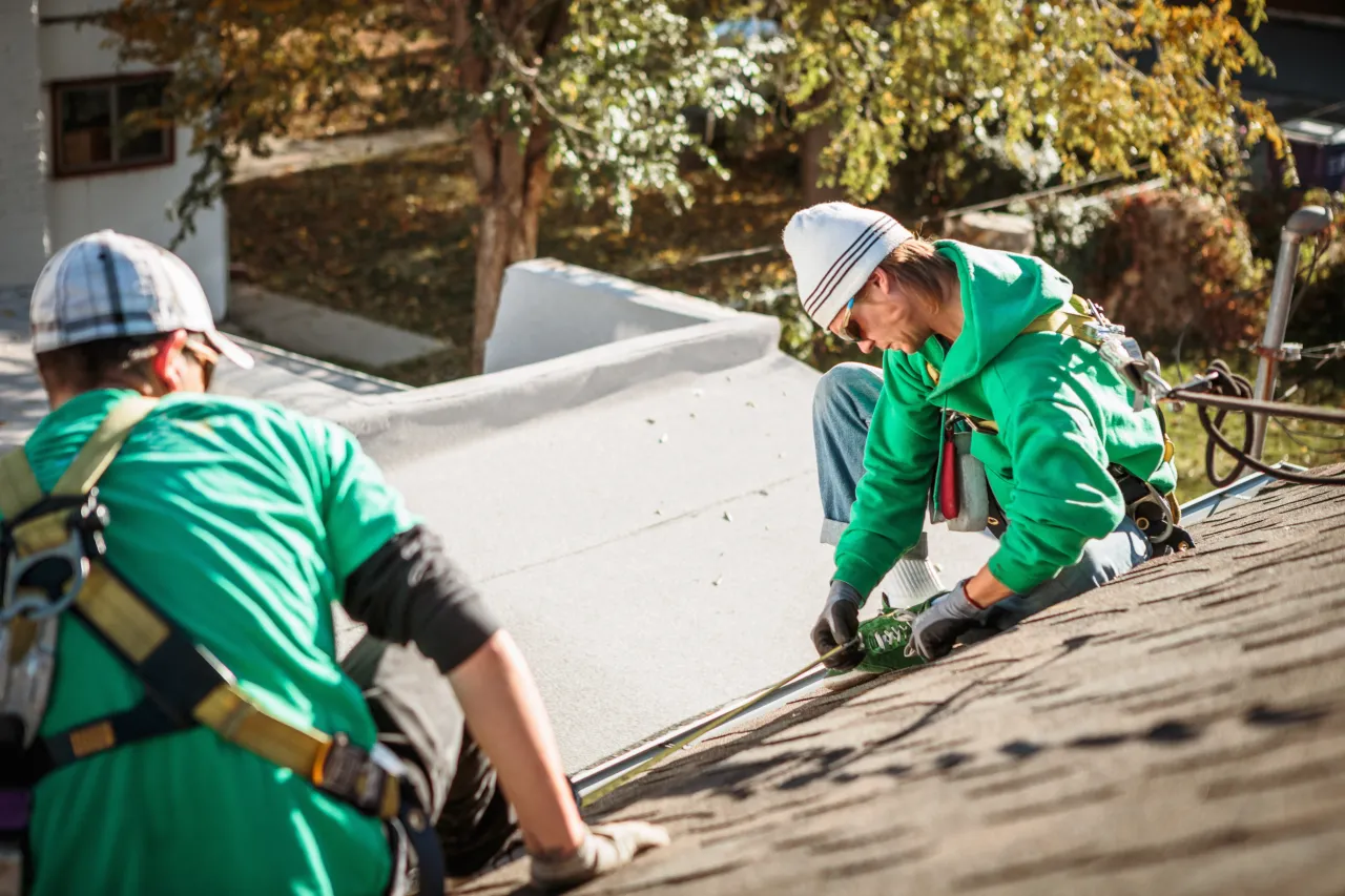 étanchéité toiture Bletterans – prévention des infiltrations et entretien local