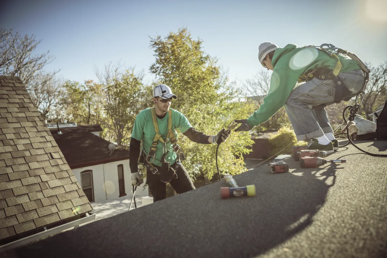 urgence fuite toiture Bletterans – détection d’infiltration et tests ciblés