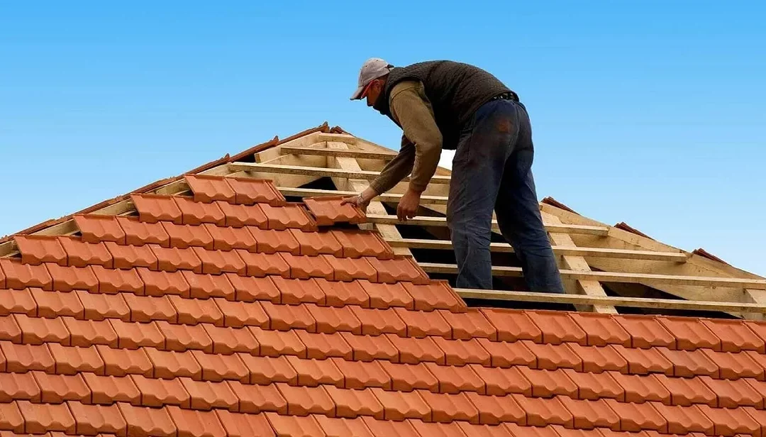 reparation-fuite-toiture-Bletterans