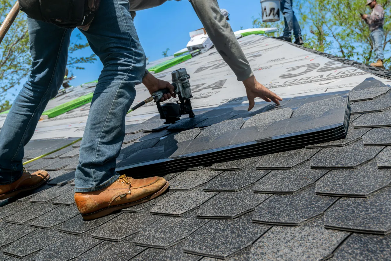 réparation fuite toiture Clairvaux-les-Lacs – intervention rapide et sécurisée